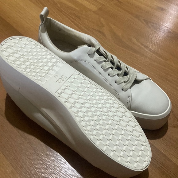 Zara sneakers brand new off white - Picture 3 of 4